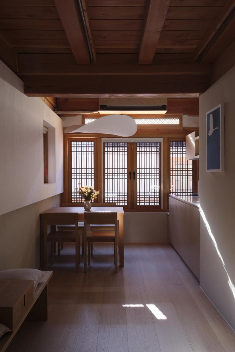 The Korean Traditional Hanok In Downtown For Convenient Public Transportation - Ari