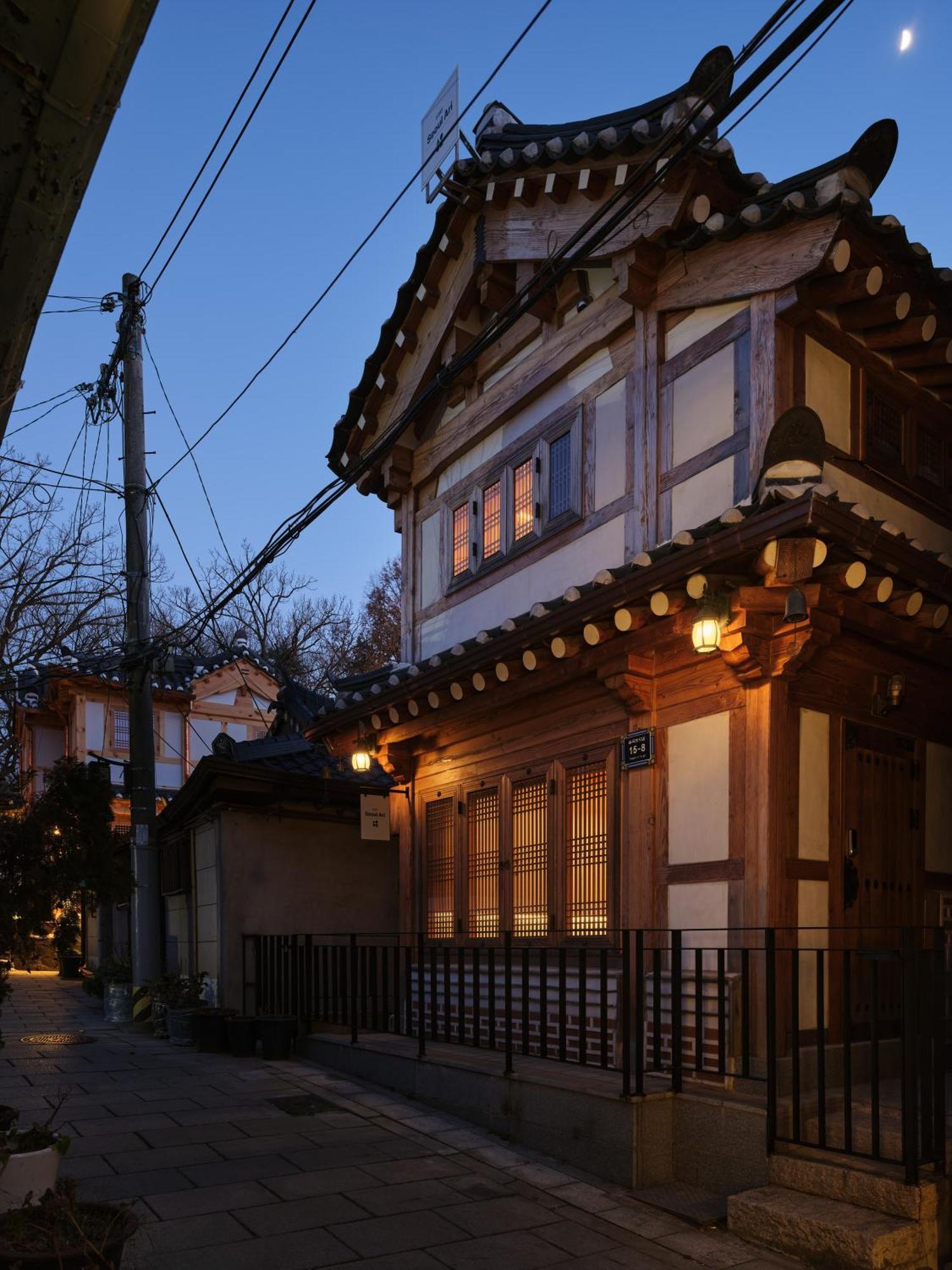 The Korean Traditional Hanok In Downtown For Convenient Public Transportation - Ari * Seoul
